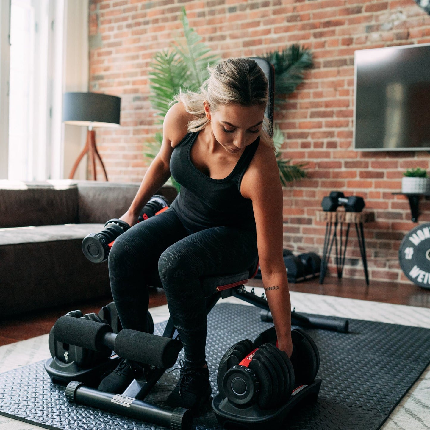 Adjustable Weight Bench Ascend 2.0